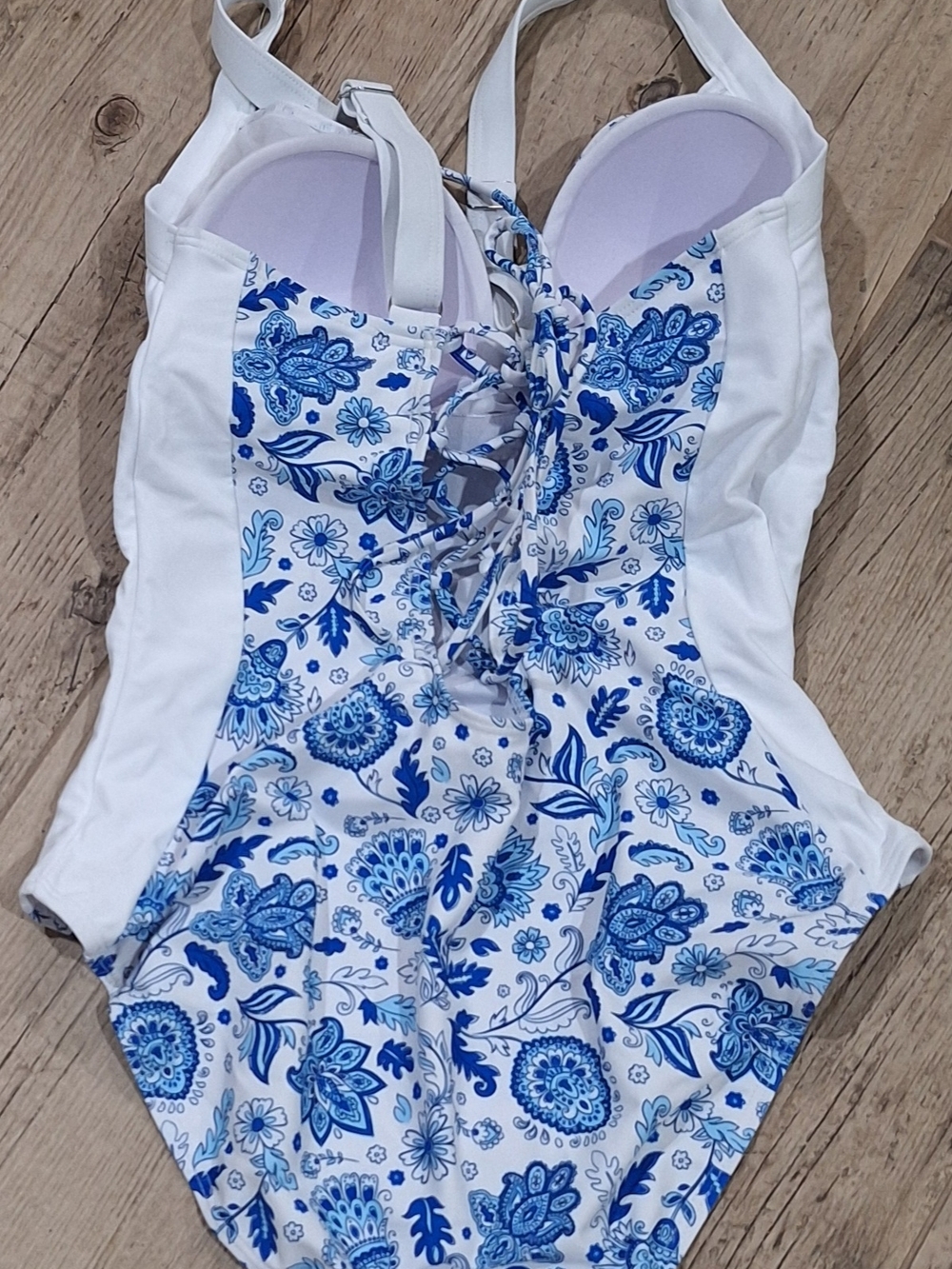 Eomenie Blue White Floral One Piece Swimsuit Criss Cross Back L NWT - Picture 4 of 7